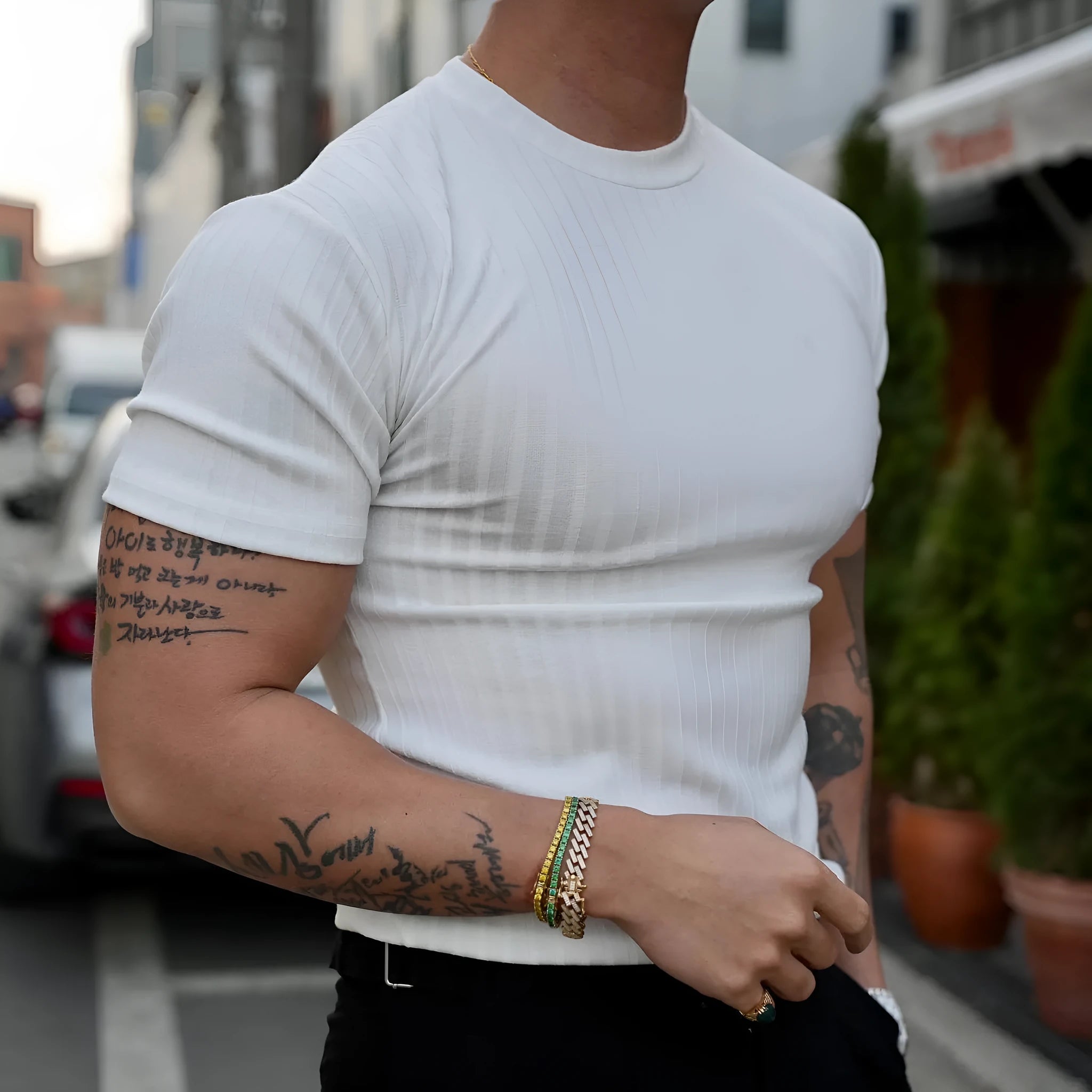 Men's cotton blend crew neck short sleeve t-shirt in white, summer sports fitness wear