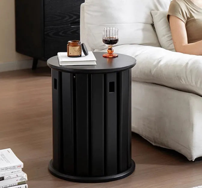 Stackable iron dining stool with round seat in modern simplicity style