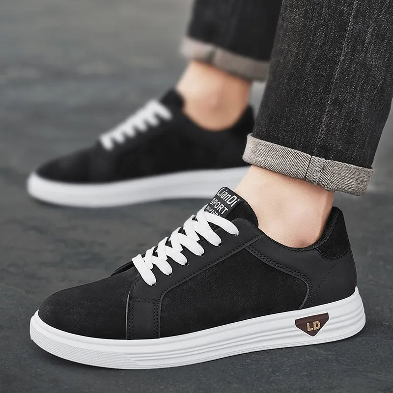 Men's black snake pattern high-cut casual sneakers with round toe and flat rubber sole
