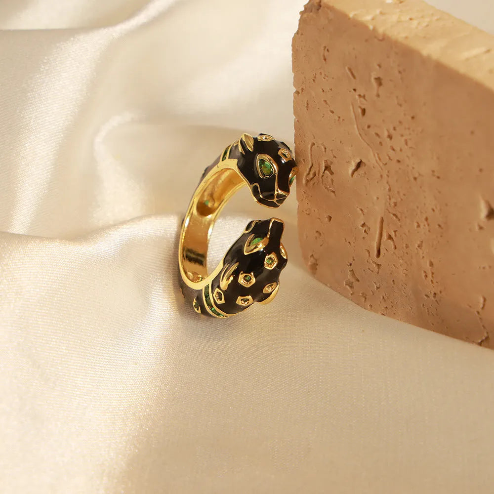 Black cheetah pattern geometric open ring for women in size 7