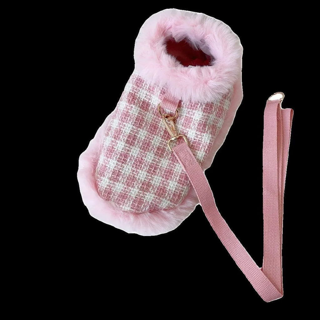 Pink polyester cat cloak costume with beret and hand-holding rope harness for walking control