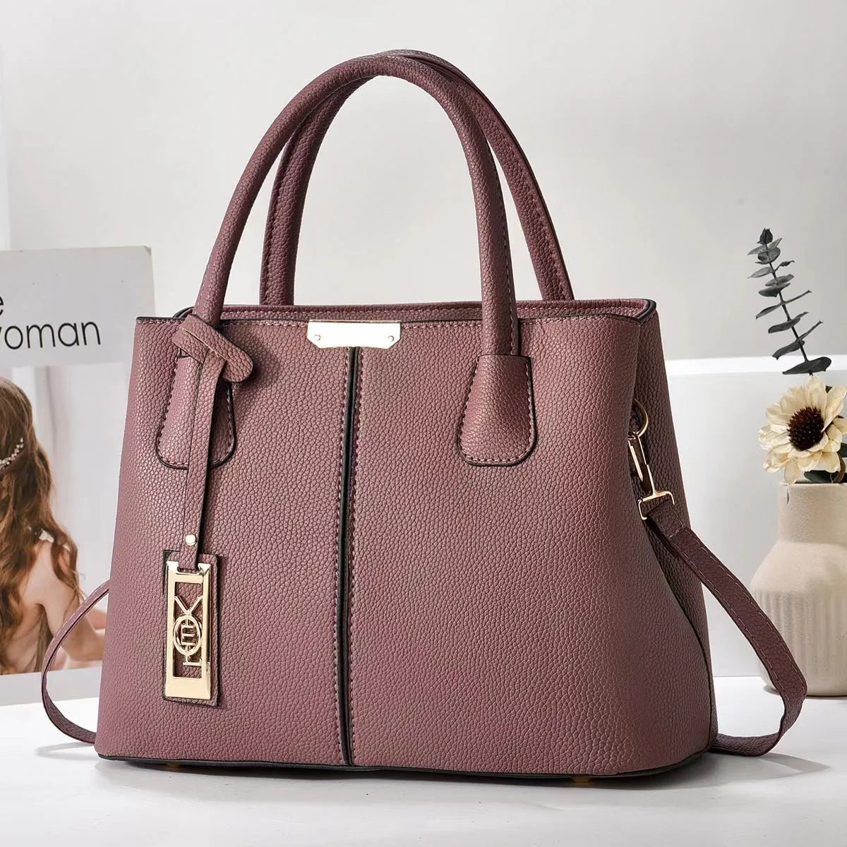 PU fashion shoulder handbag with leather strap in horizontal square design showing colour options
