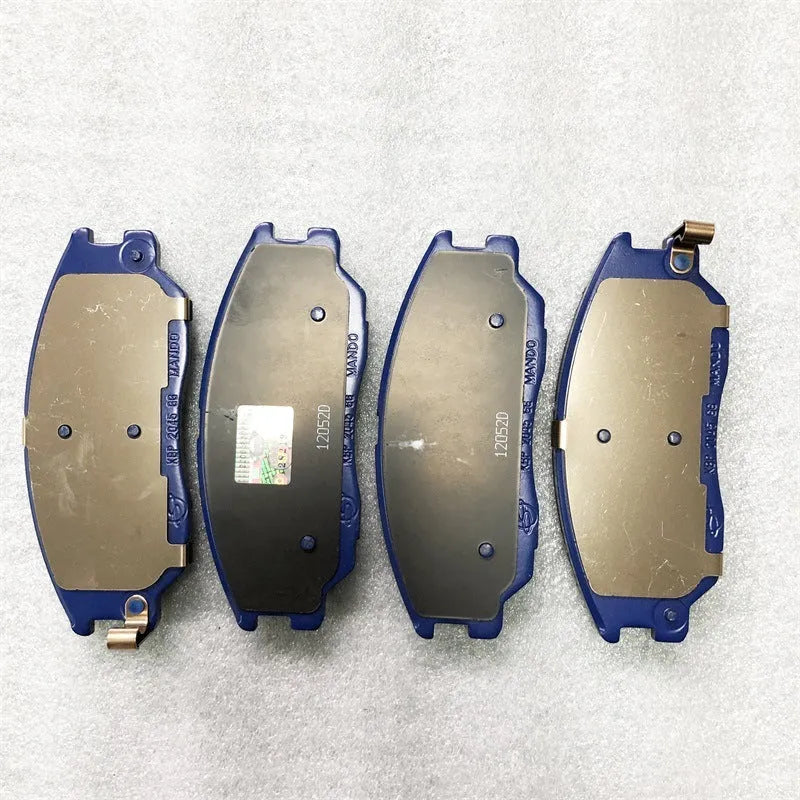 Aiteng Kyron Rester brake pad set with model numbers 4813009A10 and 4813008BA0 for vehicle braking system replacement