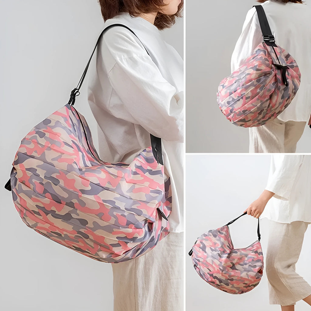 Foldable storage tote bag in pink camouflage 210d Oxford cloth for hanging organisation
