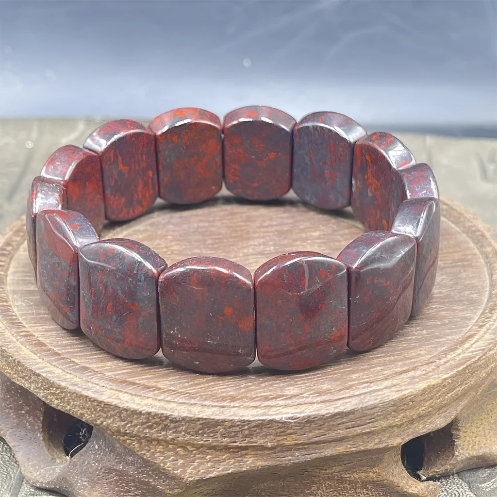 Bloodstone quartz rock jade bracelet showing tiger tooth, bamboo joint, lucky pendant, back of turtle, and cube sugar design options.
