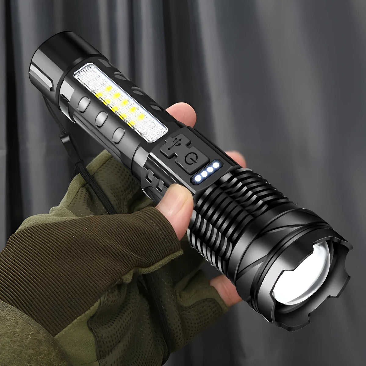 Aluminium alloy power torch with telescopic zoom, 30W output, A76 P50 lamp beads, and charging cable.