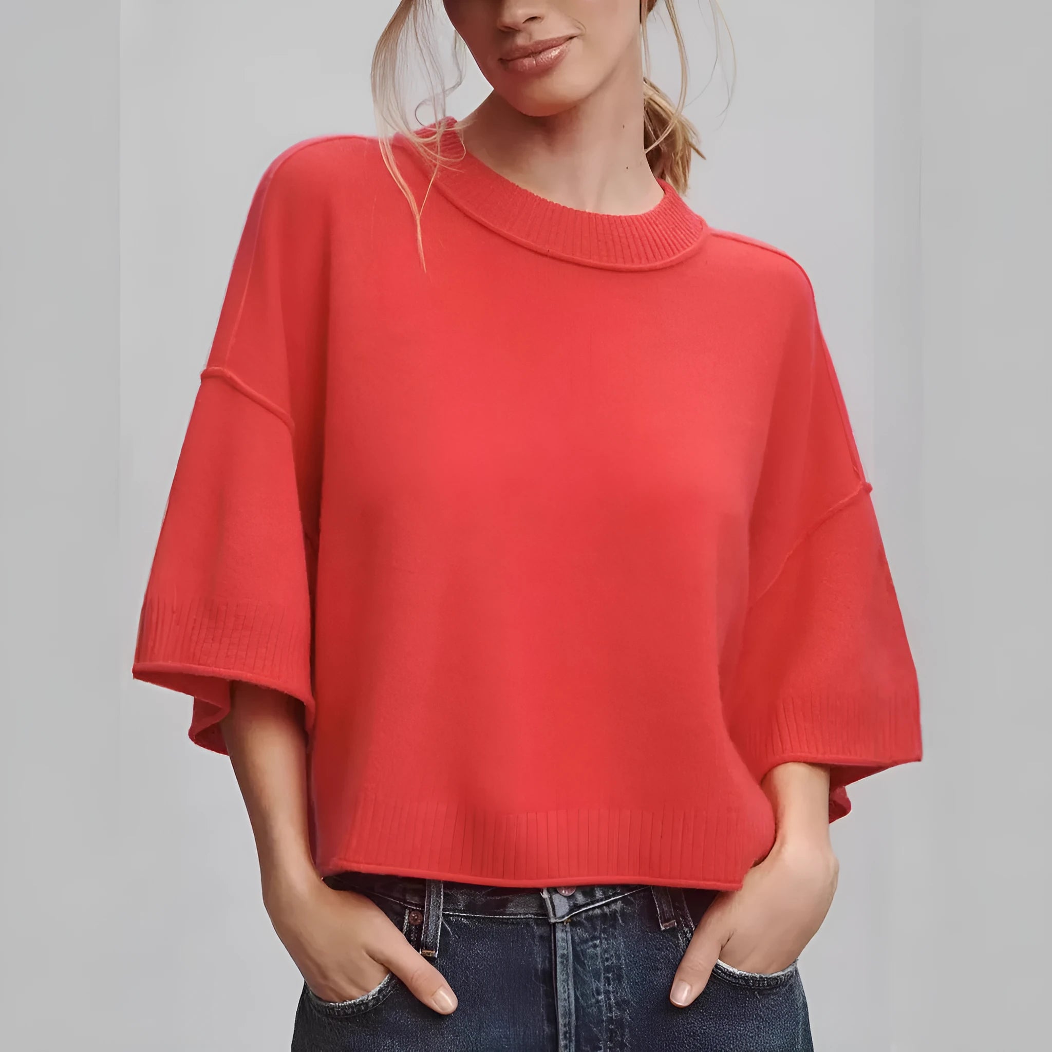 Red hot girl style viscose T-shirt with exposed navel design on mannequin