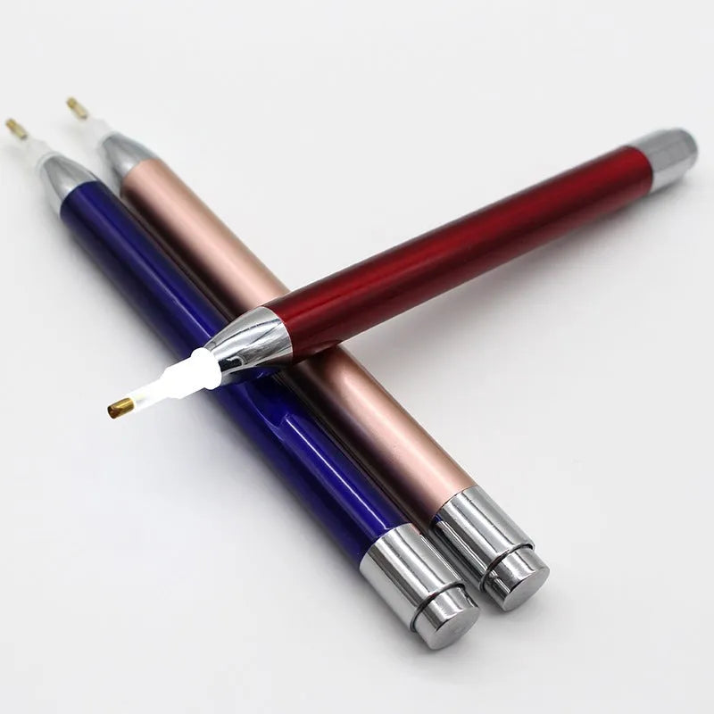 Luminous drill pen for diamond painting with aluminium alloy construction and single-head design in blue, gold, or red