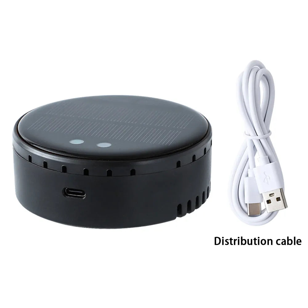 Car mounted solar air humidifier in black colour with ultrasonic atomisation technology