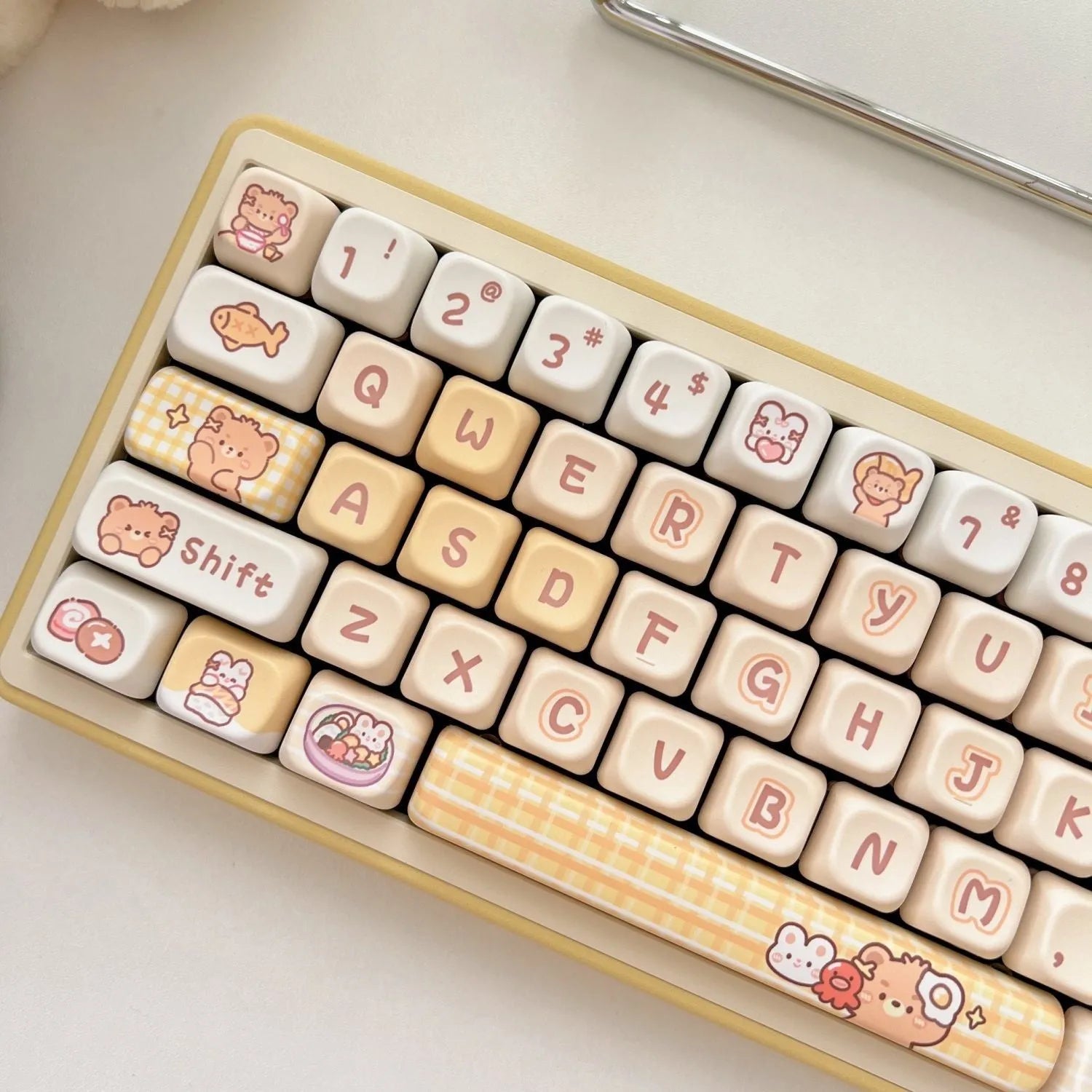 140 EOA height PBT keycaps with thermal sublimation rabbit and bear restaurant artwork