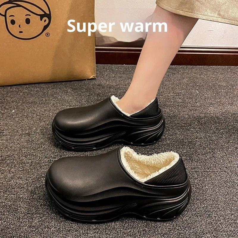 Women's snow boots with heel wrap platform, fleece lining, EVA sole, black colour
