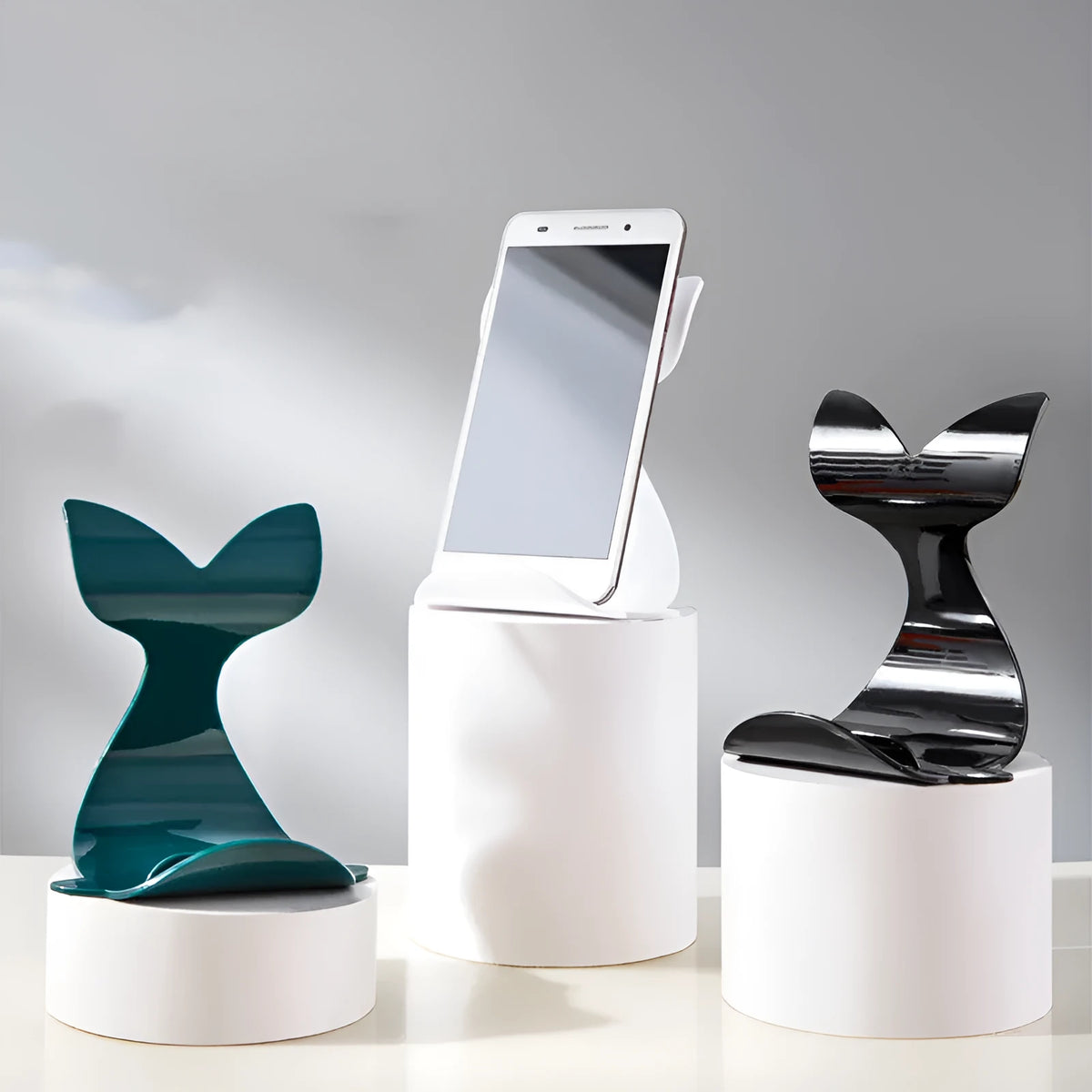 Whale desktop mobile phone bracket in PS, 44G, shown as a compact phone holder for desk use