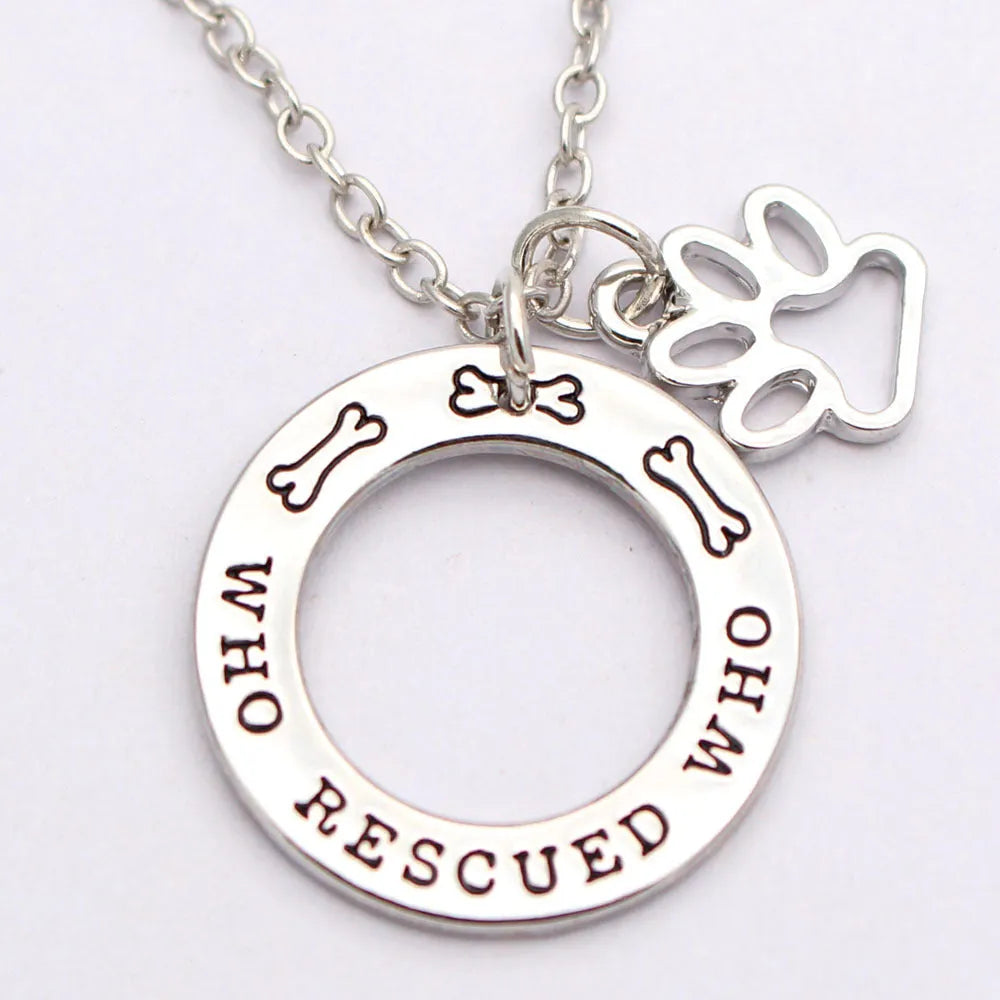 Who Rescued Who dog lover alloy keyring in white electroplated finish