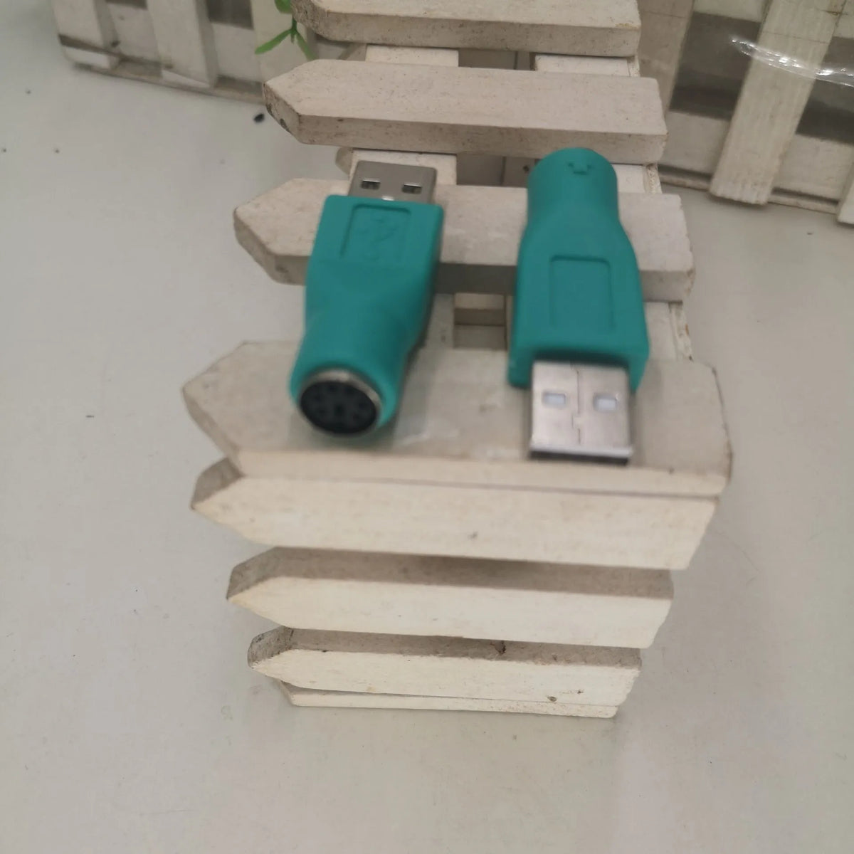 Green PS2 to USB adapter with 1 metre copper cable for computer connection