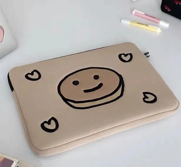 Embroidered laptop sleeve with animal pattern for 13.3 to 15.6 inch laptops