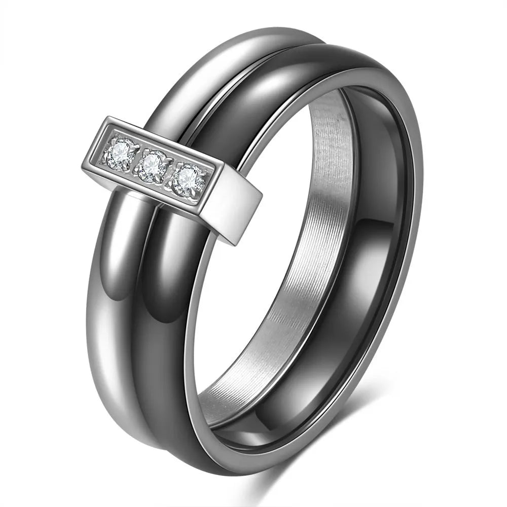 Geometric ceramic women's ring with round zirconium inlay and glossy stitching in steel black or golden white finish