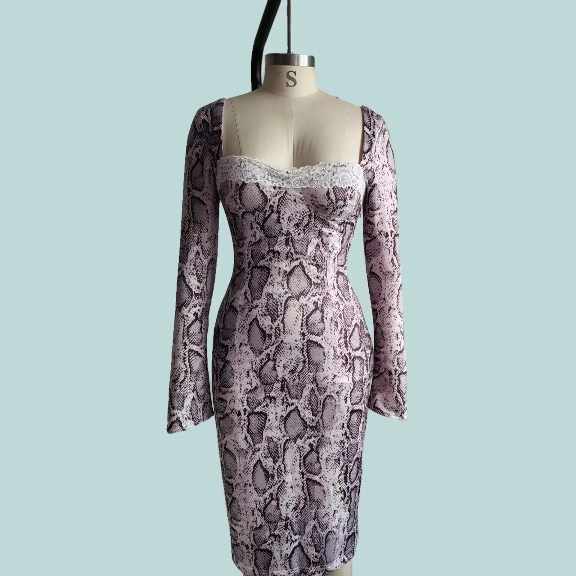 Grey slim fit lace dress with 3D printed pattern and A-line skirt