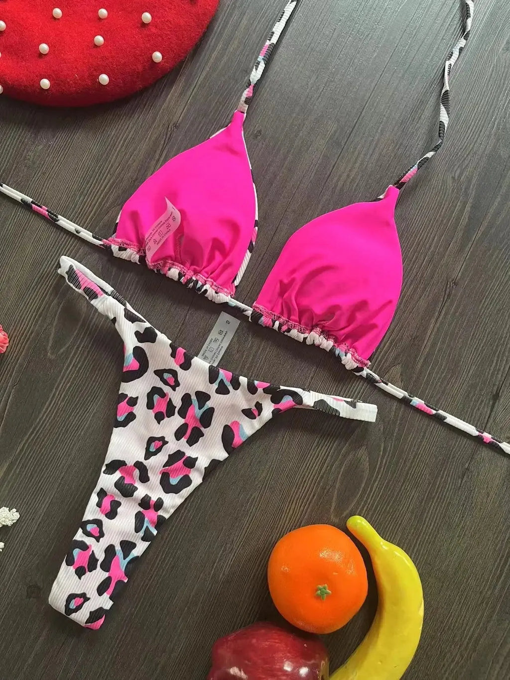 Printed women's bikini swimsuit with cotton lining in European style briefs