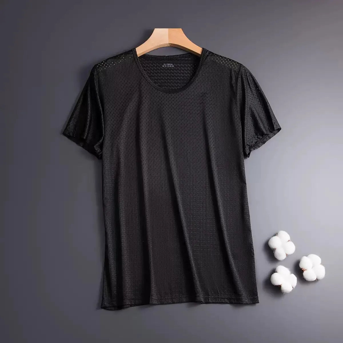 Men's solid colour Ice Silk short sleeve t-shirt in loose fit, shown in multiple colour options.