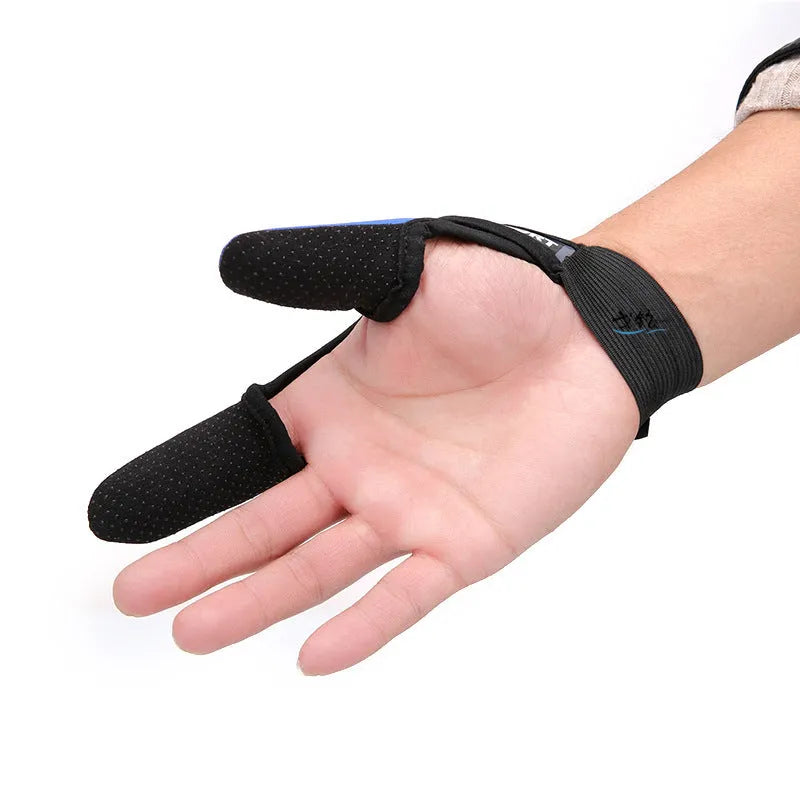 Single two-finger fishing glove in camouflage colour showing diving cloth back and microfiber palm.