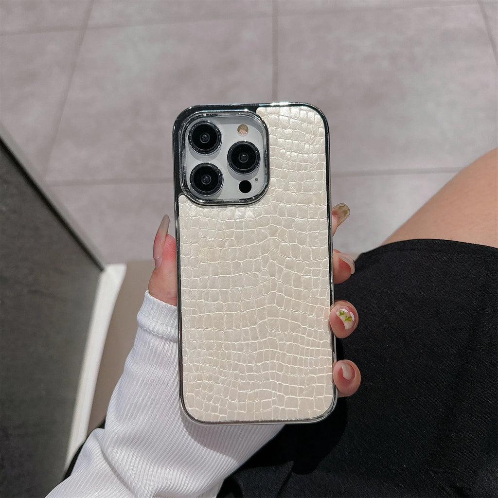 Glossy crocodile pattern imitation leather anti-fall phone case for iPhone 14, black