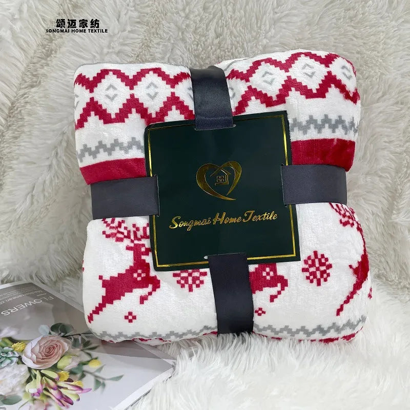 Flannel sherpa blanket in elk double white with cartoon anime pattern, shown in 152x127cm and 150x200cm sizes