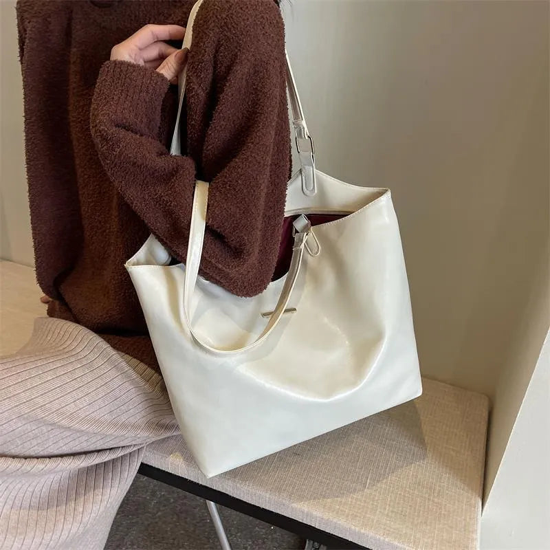 Large capacity corduroy one-shoulder underarm bag with PU lining and contrast colour detail, shown in black, milky white, brown, and beige.