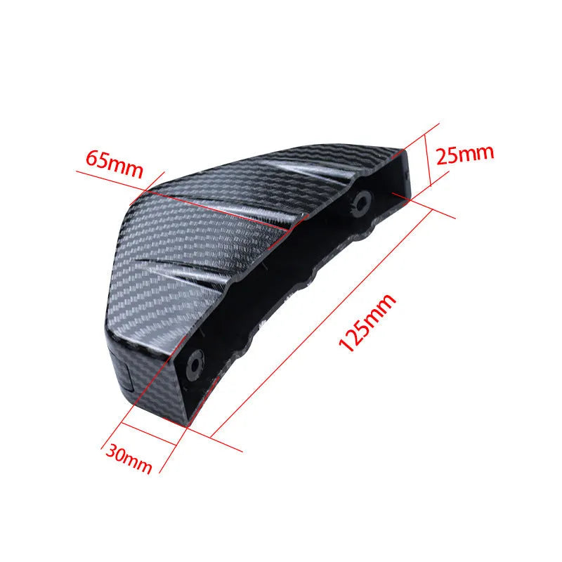 Triangular rear spoiler lip for cars, 15cm ABS construction with carbon fibre finish