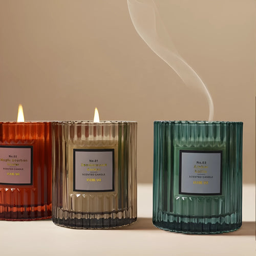Soy wax aromatherapy candle in cylindrical shape for home decoration available in amber green and red