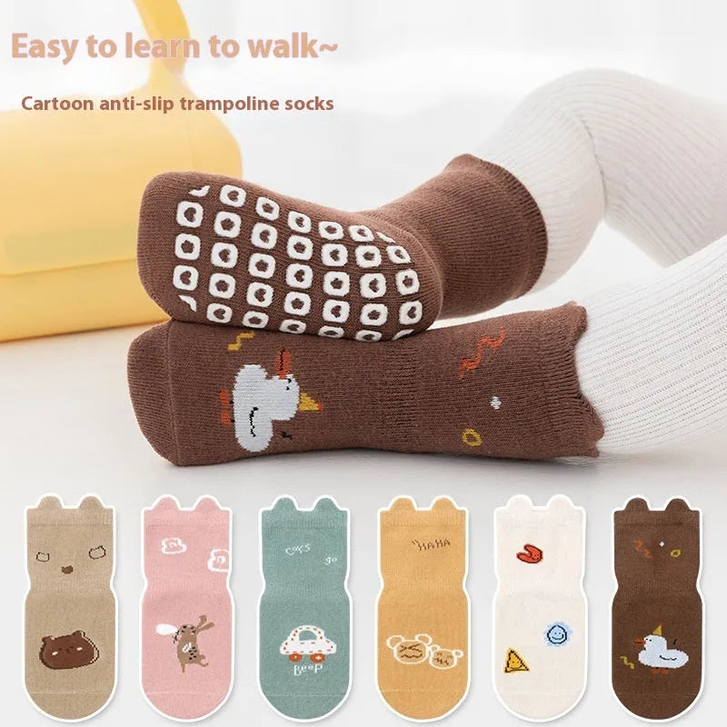 Korean-style baby trampoline socks in cotton with short tube length and free size for unisex children