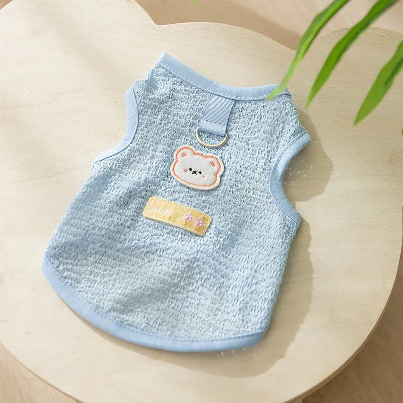 Cat wearing hollowed-out bear patch clothes in knitted fabric with breathable design