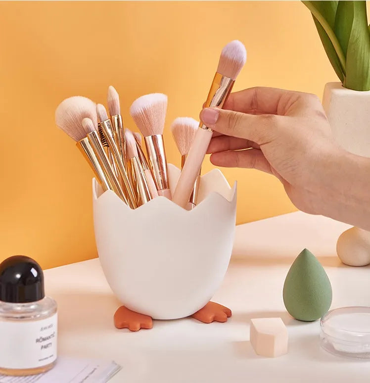 Plastic pen holder cracked chicken storage box for desktop stationery organisation