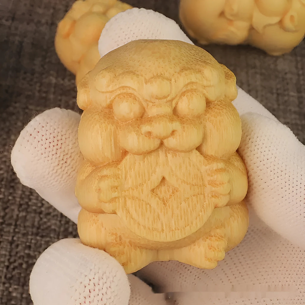 Carved bamboo ornament with take money design, 4.5cm tall with 3.5cm diameter base