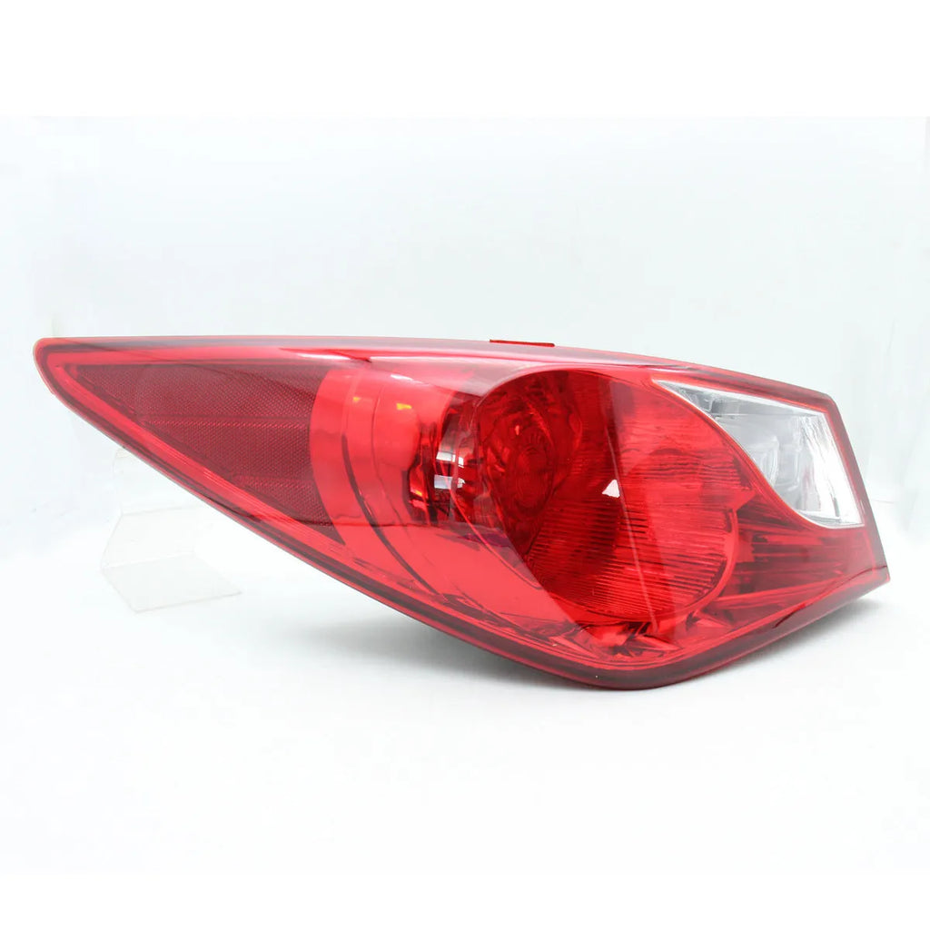 Hyundai Sonata tail light half assembly outer section ABS aluminium construction