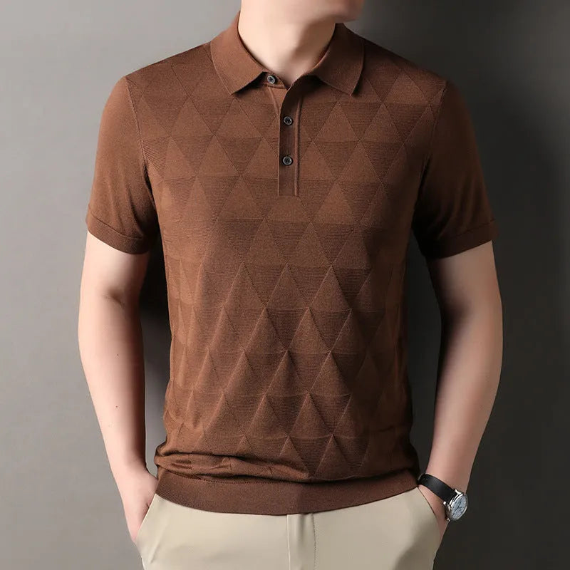 Man wearing a thin lyocell Ice Silk short sleeve t-shirt in a regular fit, shown in one of the DX525 colour options.