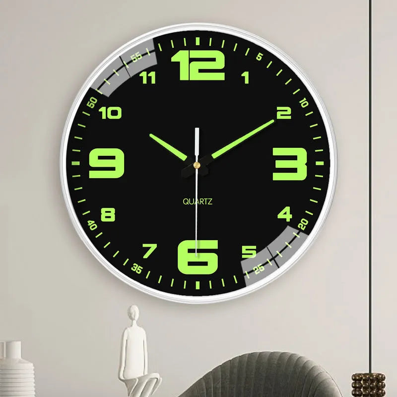 20cm diameter luminous wall clock with modern plastic case and clear acrylic cover