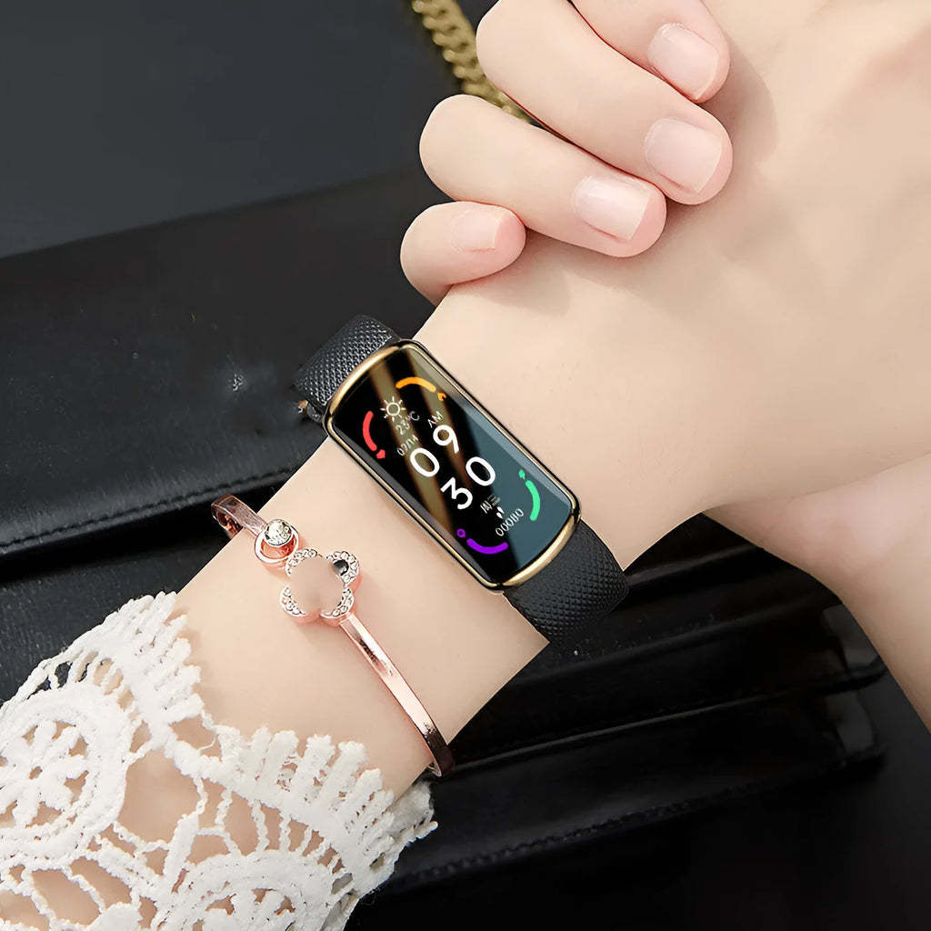 Black unisex electronic sports watch with metal frame, TPU strap, 0.96 inch IPS colour screen, Bluetooth 5.0 and IP68 waterproof rating