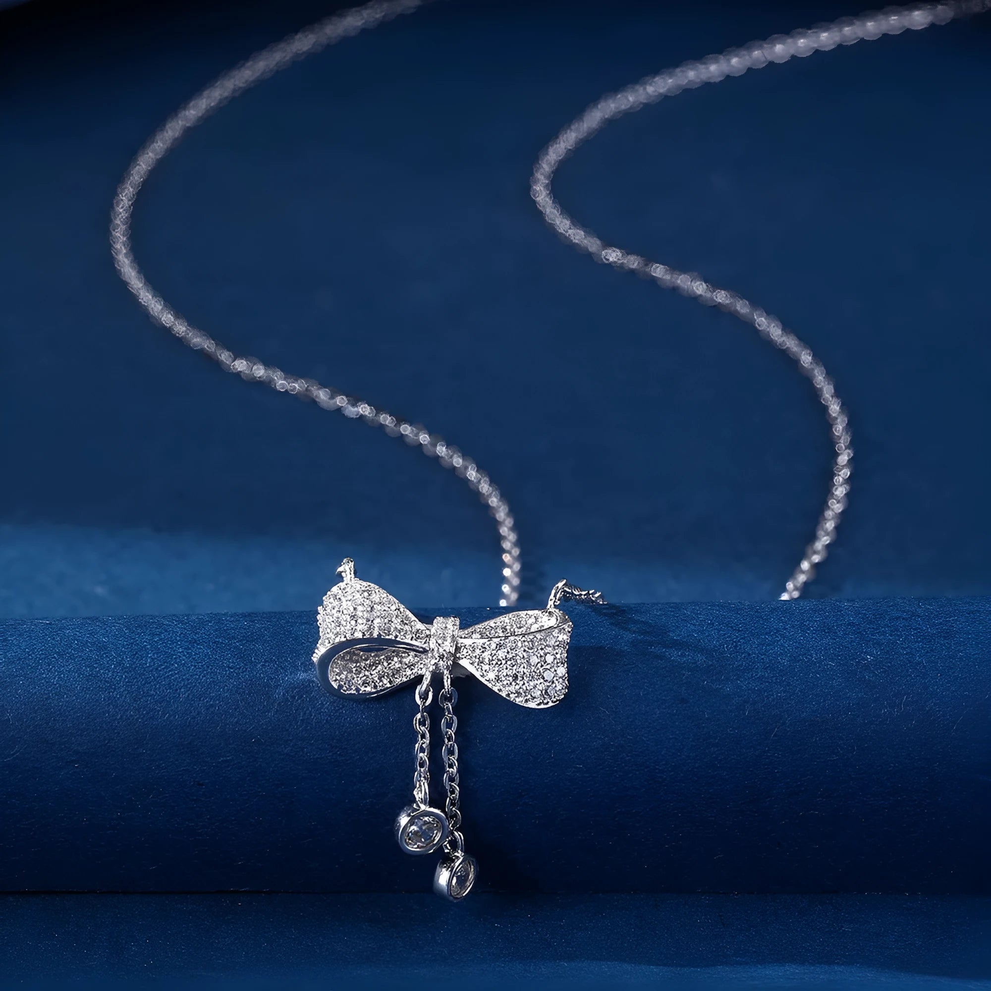 S925 sterling silver necklace with a bow pendant on an adjustable 40-45cm silver chain