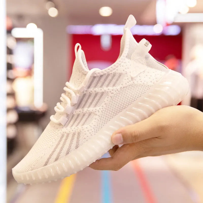 Men's white breathable flying fabric sports shoes with shallow opening and platform heel