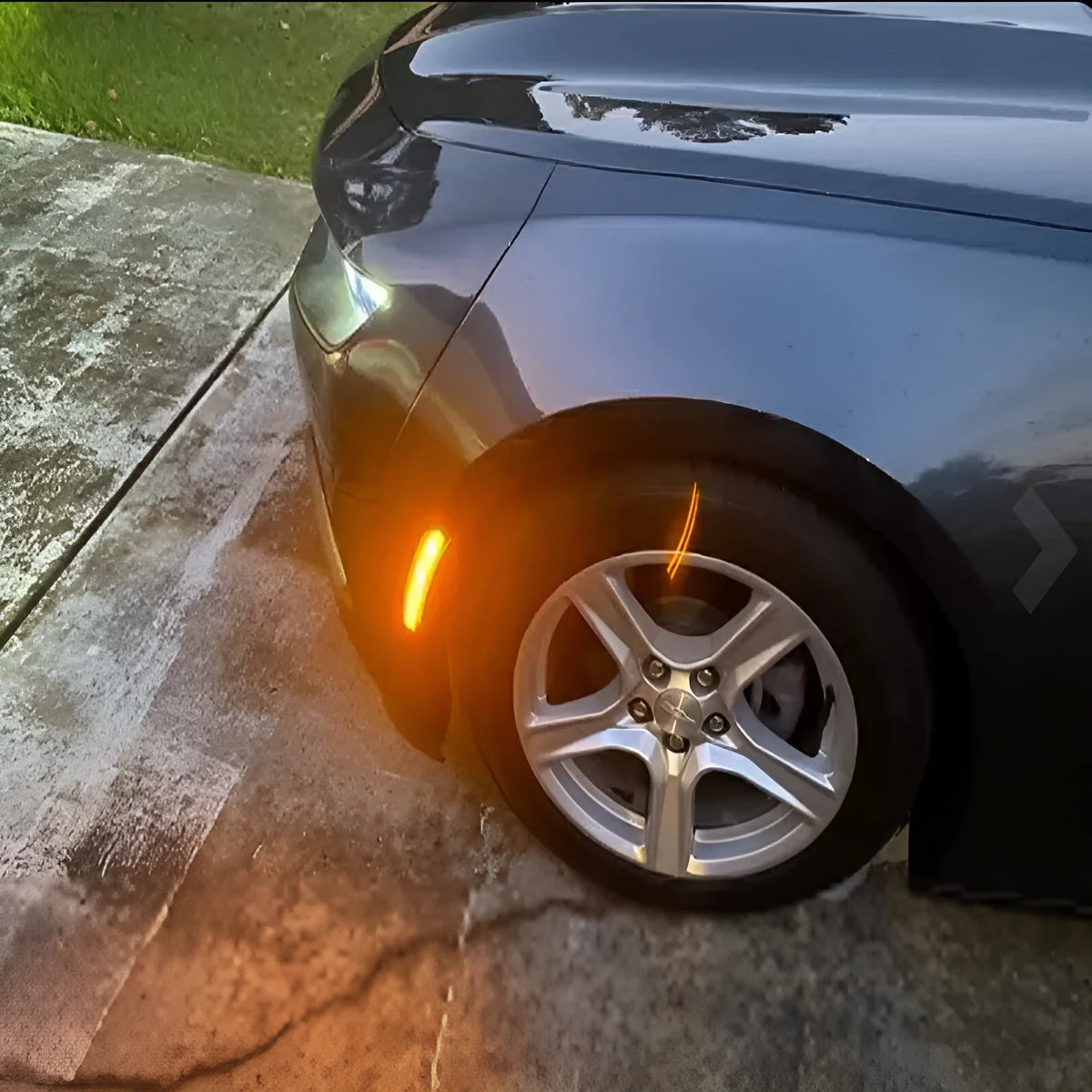 Car modification side pedal always on turn signal light with blackened PVC shell for Comello vehicles