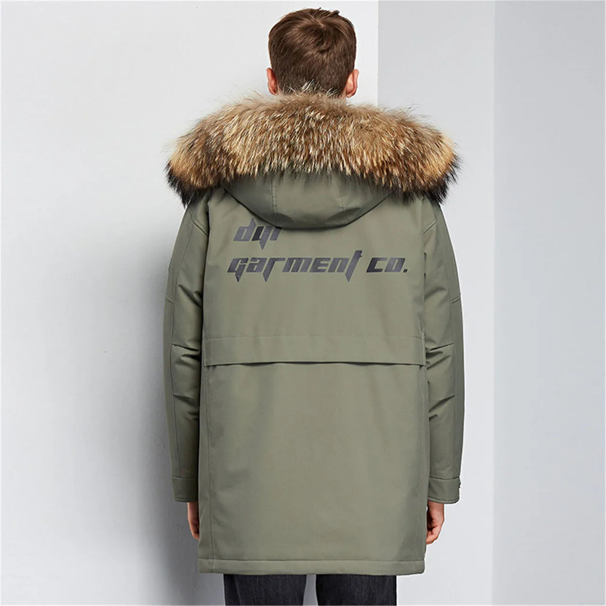 Men's hooded down trench coat with cashmere blend, medium length 65-80cm, in green, black or blue, sizes M to 3XL.