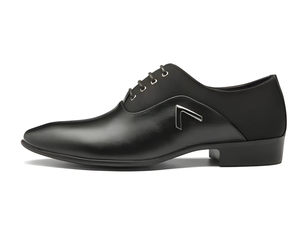Men's Oxford shoes in artificial PU leather with rubber sole, available in black, brown and yellow colours