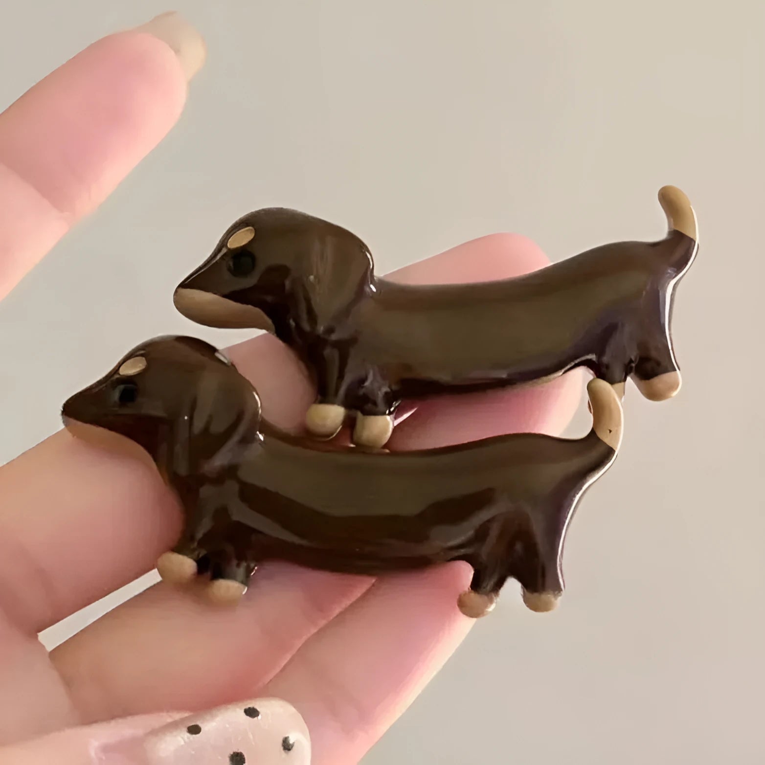 Loose delicate Dachshund dog barrettes hair clips with electroplated finish