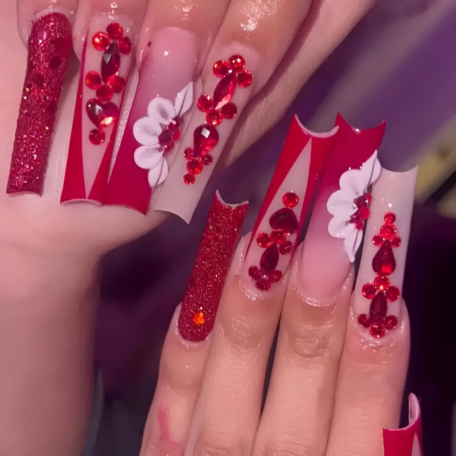 Sweet flower design fake nails with red diamond decoration in European square shape