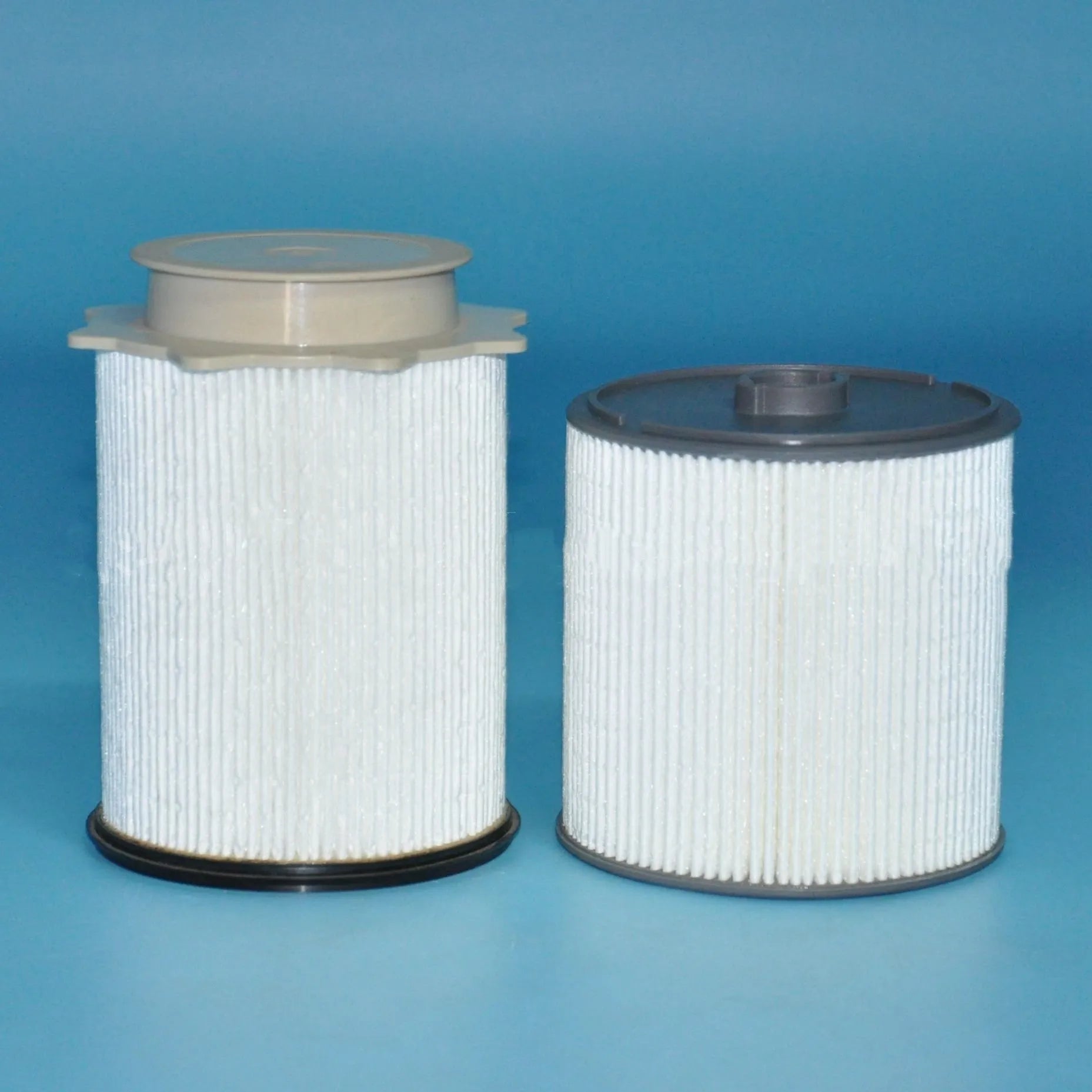 White diesel fuel filter and oil-water separator kit for RAM 1500 to 5500 series trucks