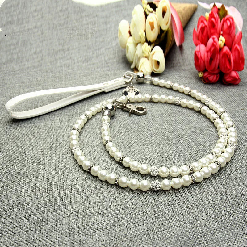 White non-extendable dog leash with pearl collar set showing 120cm lead and three collar sizes