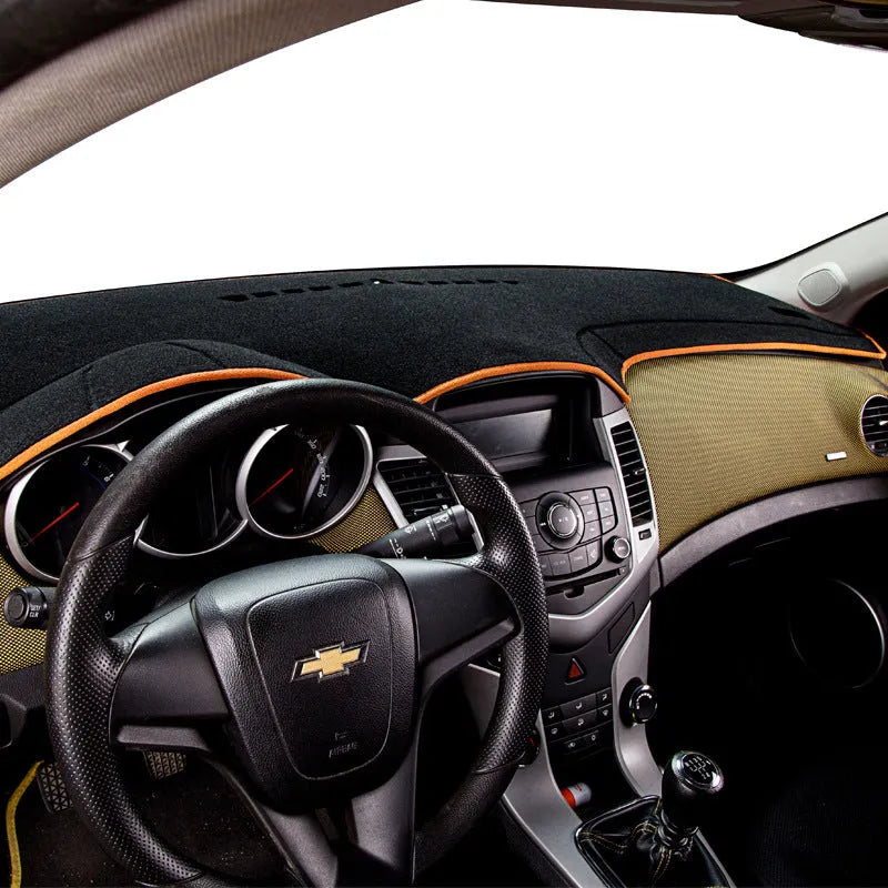 Black silicone dashboard non-slip pad for Old Prado vehicle with coloured edge trim.