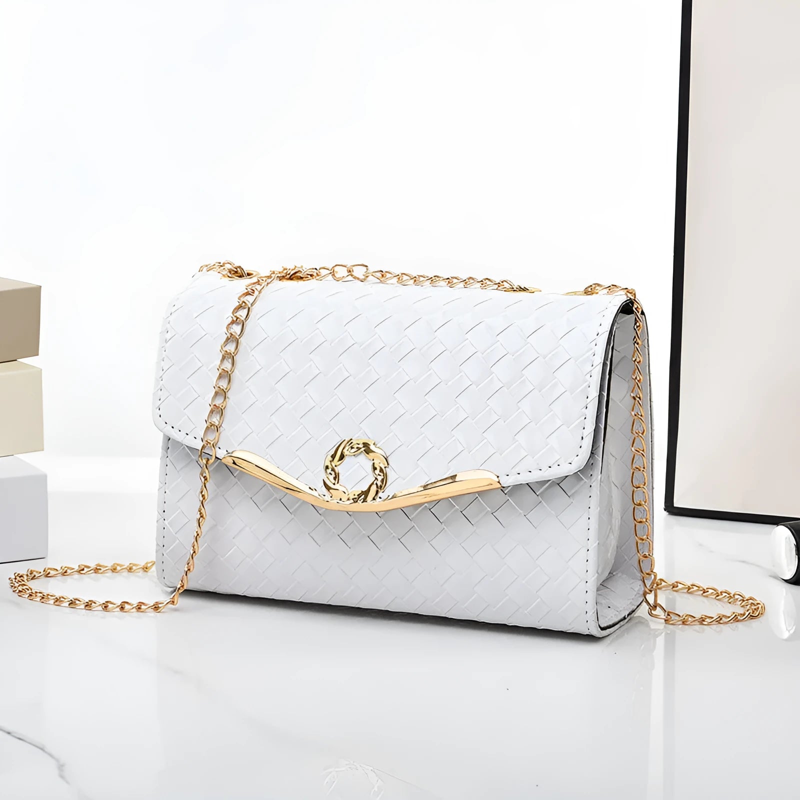 Women's PU chain shoulder messenger bag, solid colour, clamshell opening, with weave detail, available in black pink purple white