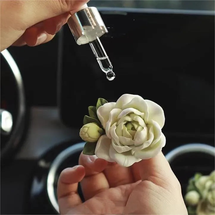 Jasmine car perfume solid air vent clip with gypsum base and essential oil