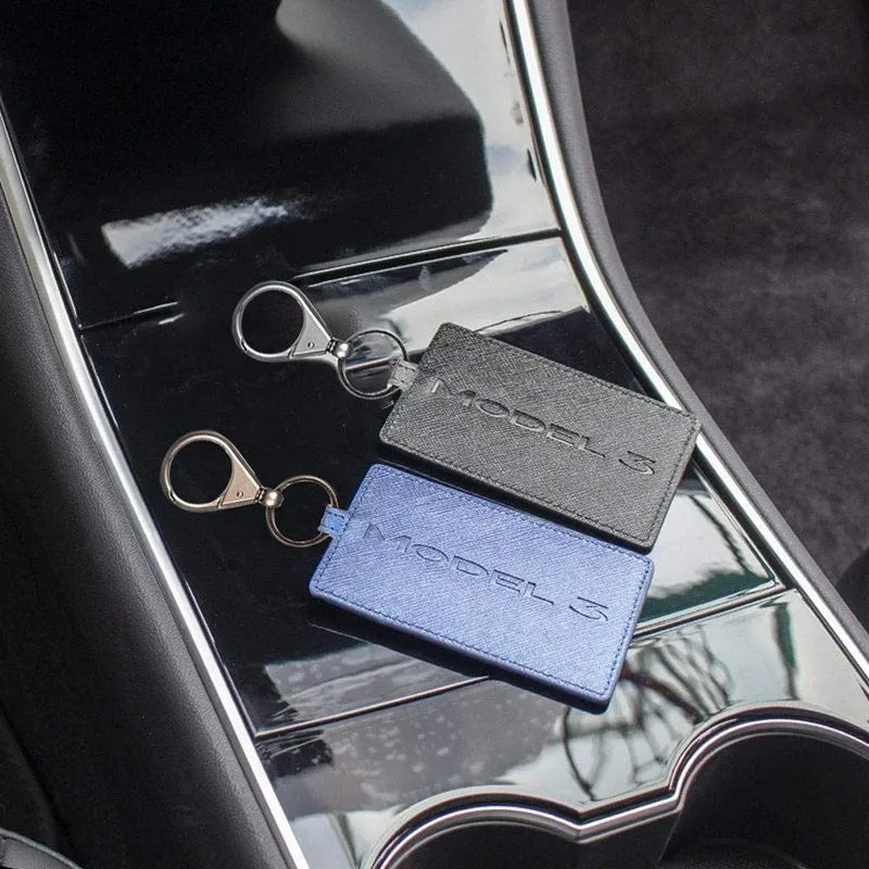 Leather Tesla key case with 100 x 66mm card sleeve and 66mm key buckle for Model 3 and Model Y